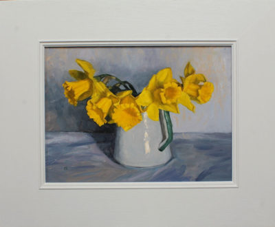 Original artwork by Rosemary Lewis. This original oil painting by Rosemary Lewis depicts stunning yellow daffodils in a white jug. It is exhibited at Norton Way Gallery Hertfordshire. Its framed in a simple, contemporary off white frame.