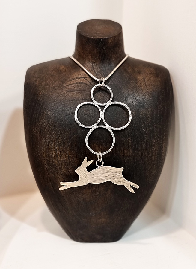 Rob Barnes at Norton Way Gallery Hertfordshire. Rob Barnes Stirling Silver jewelery. Stirling Silver hare and four hammered rings.