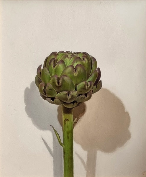 Sian Hopkinson at Norton Way Gallery, Hertfordshire. This original artwork by British artist, Sian Hopkinson is painted in oils. It depicts a snlge stemmed artichoked. This original painting is framed in a dark black brown frame with a gold slip.