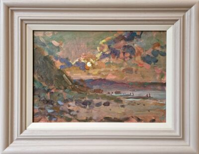 Andrew Farmer at Norton Way Gallery, Hertfordshire. This original artwork by British artist, Andrew Farmer is painted in oils. It depicts a coastal sunset with rock faces, beach and sea in summer. This original painting is framed in a hand painted, off white frame.