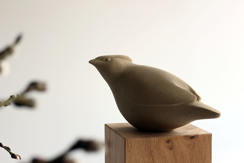 This stone carving is an original work of art by Jennifer Tetlow. As with all Jenifer Tetlow works of art it is original, elegant and beautiful. It depicts a Waxwing bird.