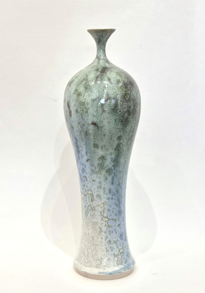 Nicholas Howard at Norton Way Gallery. Nicholas Howard Ceramics at Norton Way Gallery. Nicholas Howard ceramics in stoneware and porcelain.